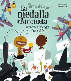 MEDALLA D´ANTONIETA, LA MAYUSCULAS